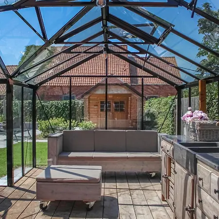 Cozy In With Outdoor Swimming Pool Holiday home *