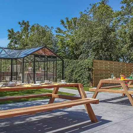 Cozy In With Outdoor Swimming Pool Holiday home Diksmuide